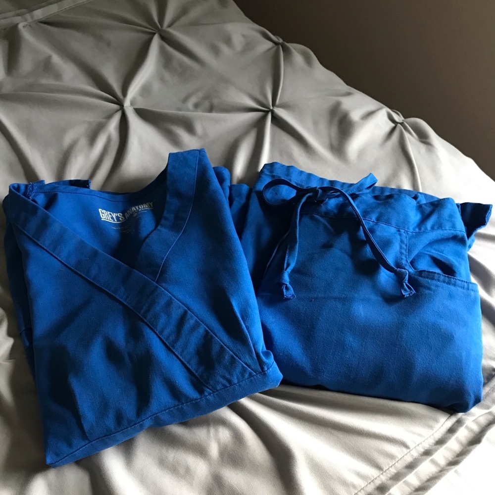 Greys Anatomy Scrub Set